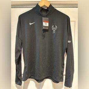 NIKE, Milwaukee Bucks, Absolut 1/4 Zip Dri-Fit Black Lightweight Running Top
